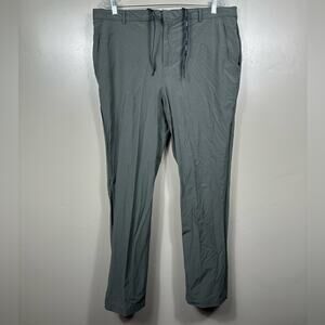 Teren Men’s Lightweight Traveler Pants in Charcoal Grey Size 38x32